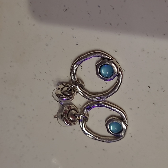 Vintage Style Earrings - Picture 8 of 8